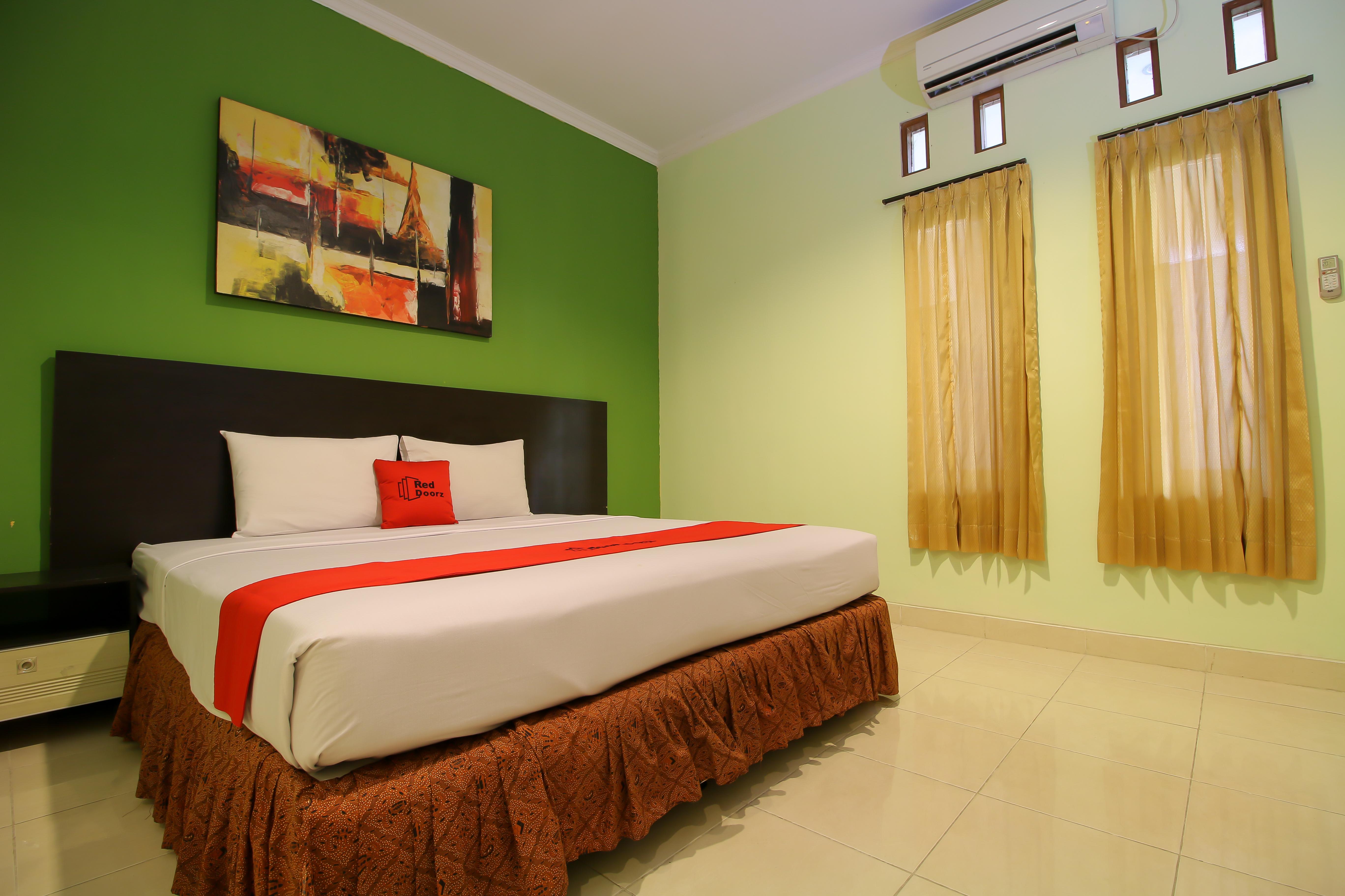 Reddoorz Plus @ Taman Siswa 2 Yogyakarta Kültér fotó
