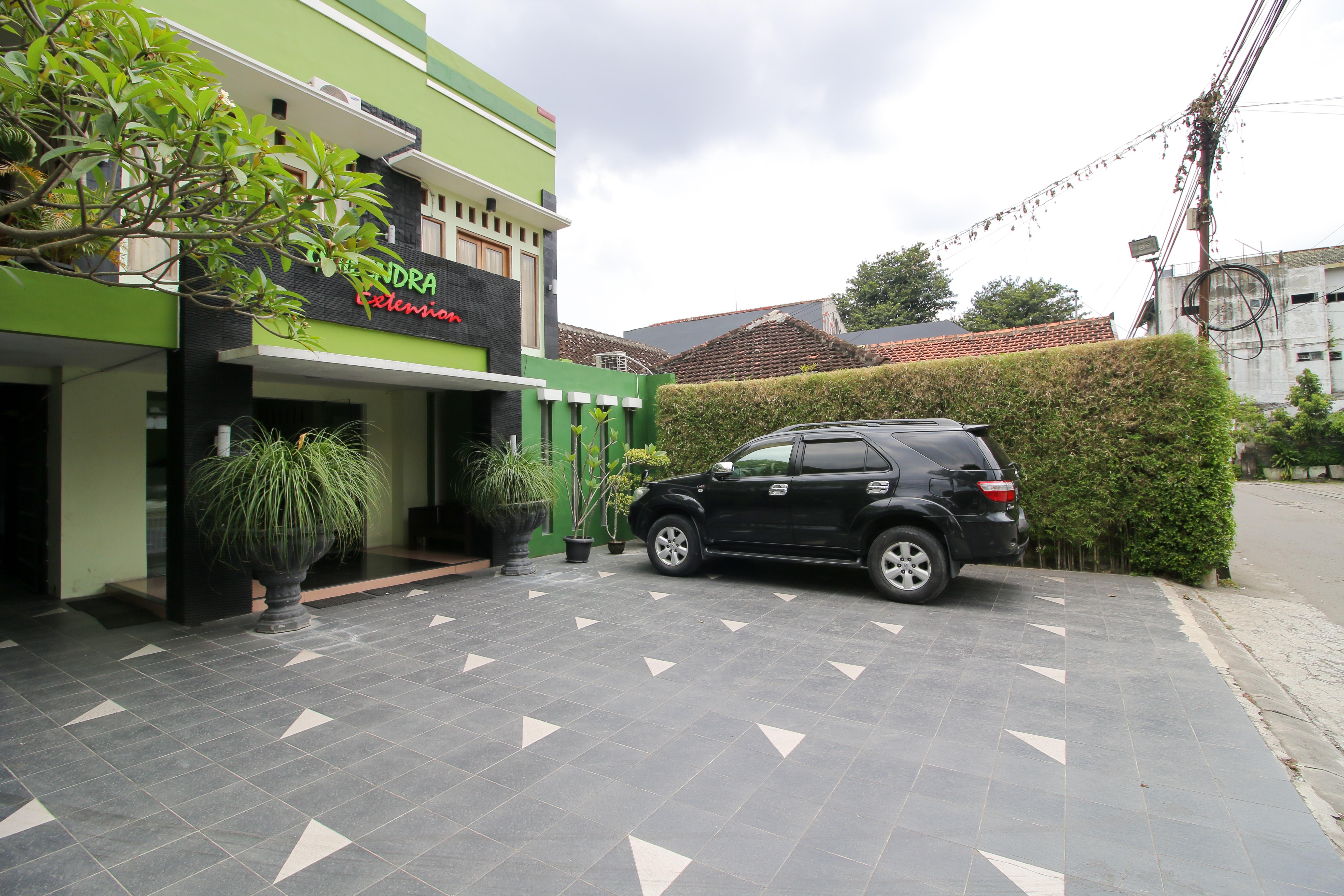 Reddoorz Plus @ Taman Siswa 2 Yogyakarta Kültér fotó